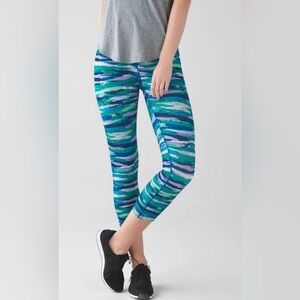 Lululemon Wunder Under Hi-Rise Seven Wonders Multi-Colored Crop Yoga Tights Sz 6